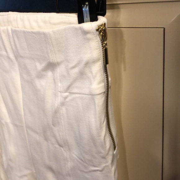 INC Pants with decorative side zippers - Picture 3 of 6